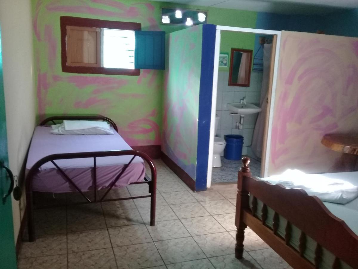 Hostal Maria Rivas Zewnętrze zdjęcie