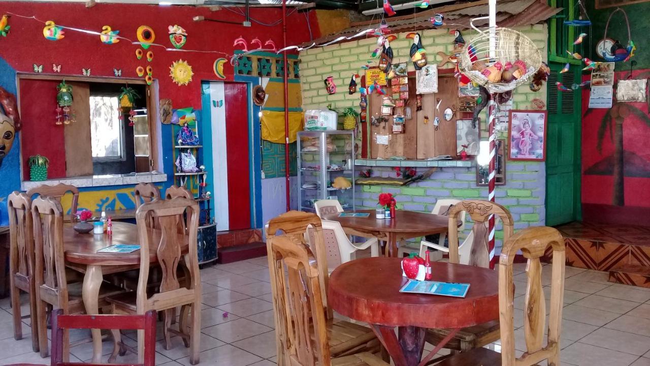 Hostal Maria Rivas Zewnętrze zdjęcie
