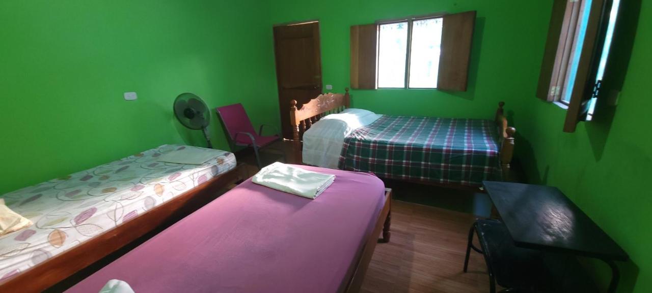 Hostal Maria Rivas Zewnętrze zdjęcie