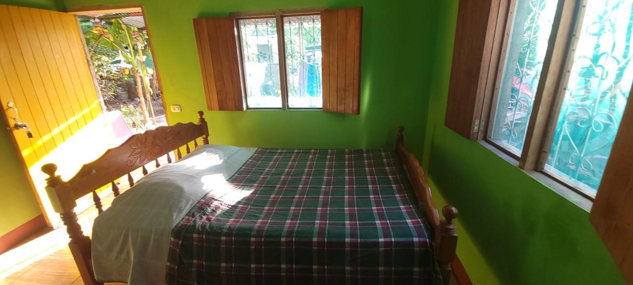 Hostal Maria Rivas Zewnętrze zdjęcie
